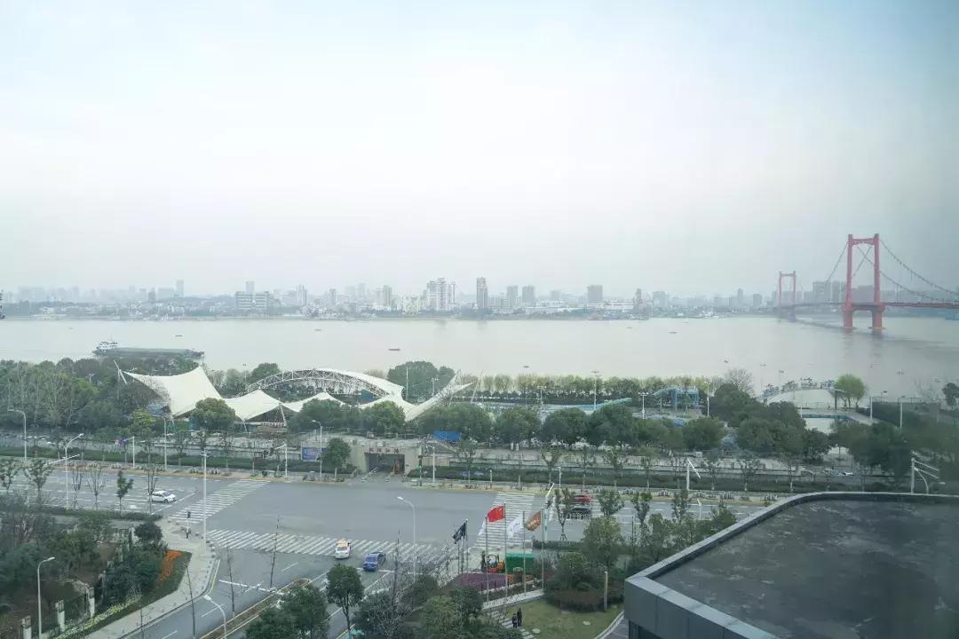 「思远说酒店」汉*江阳**滩繁华地——世茂希尔顿