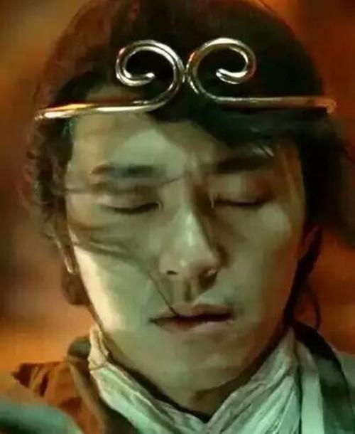 夏天跑步汗全流鞋里了,跑步如何避免汗水流眼睛里