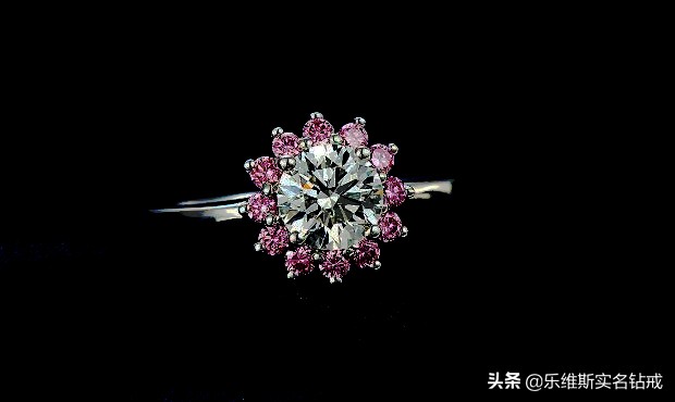 买1克拉钻戒注意事项,怎么让钻戒看起来很闪