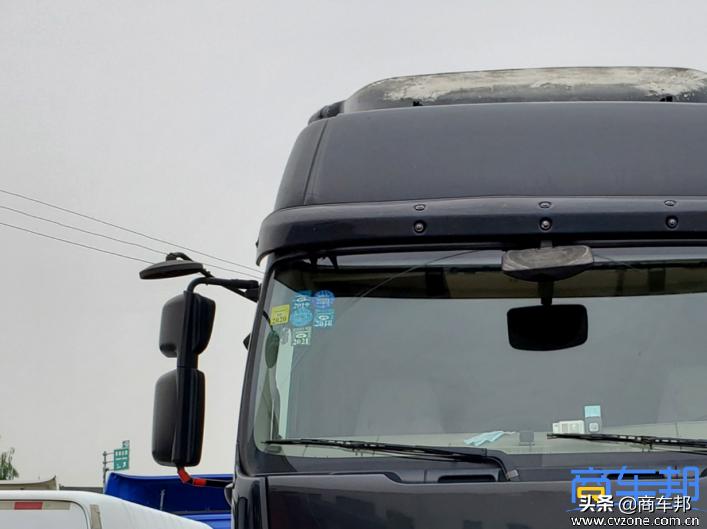 全球十大重卡牵引车排名,新款霸龙重卡牵引车