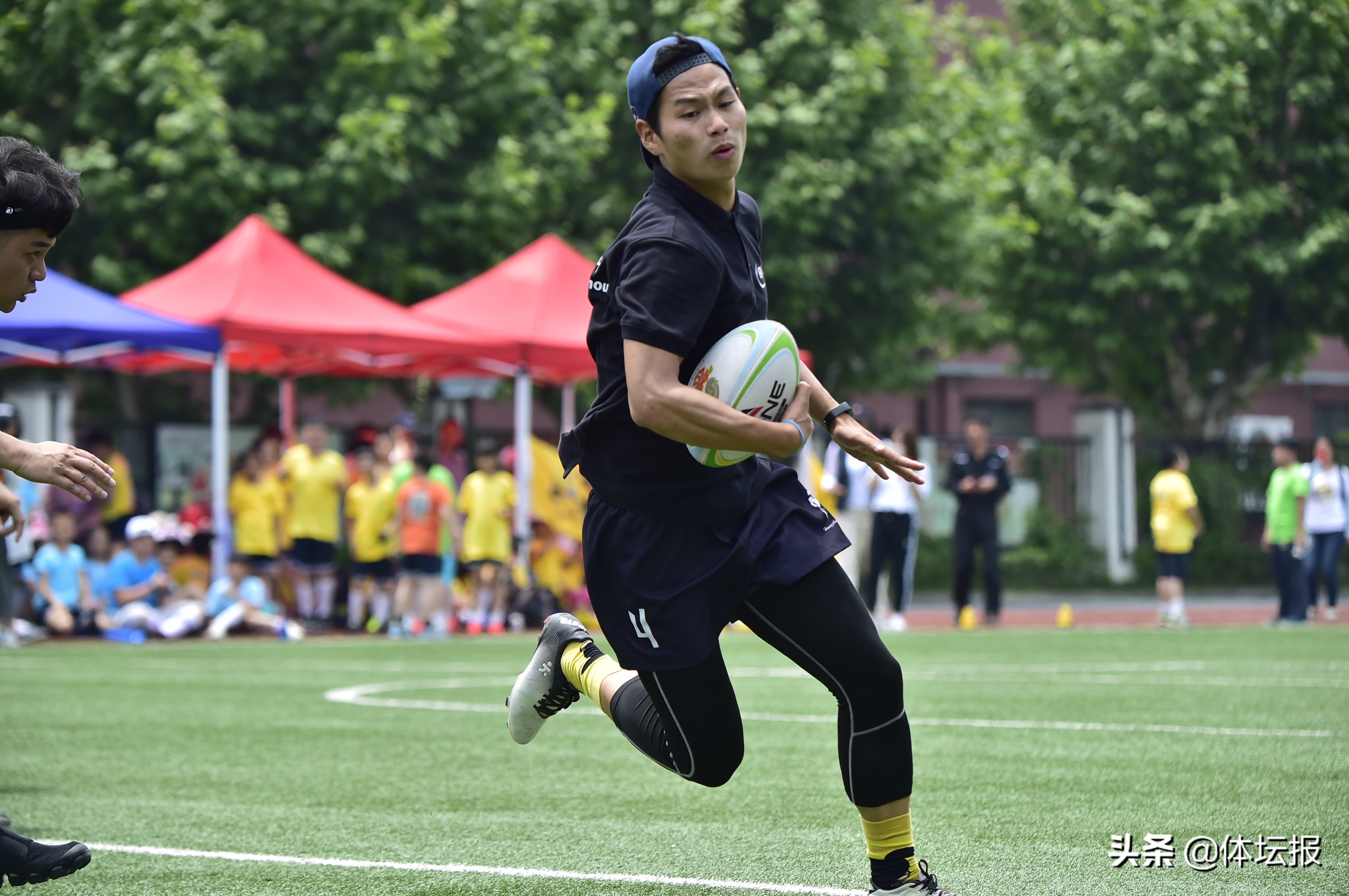 柴文韬：喜欢橄榄球，我是认真的