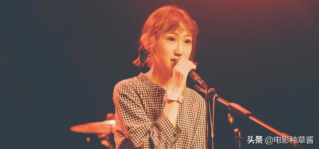 假装伴奏陈雪凝合拍完整版,陈雪凝曾经火遍全网的歌