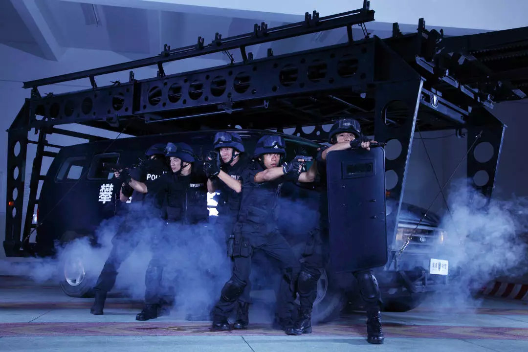 当警察的感觉,体验当警察的一天