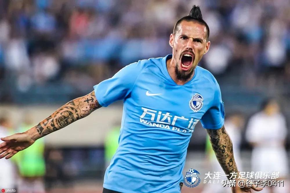 大连足球哈姆西克,中前卫排行榜2019足球
