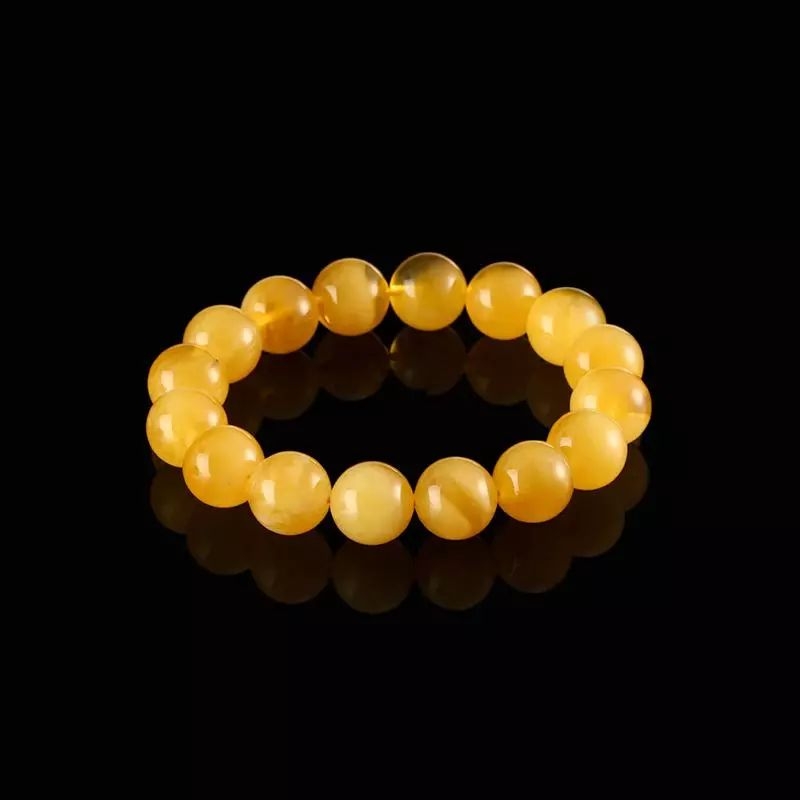 朱砂手串哪些生肖不适合戴,手串戴佛头好还是戴生肖好