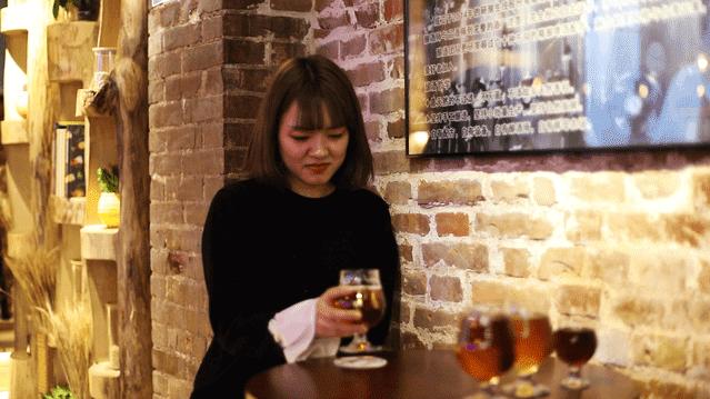 外国人喝中国精酿,外国人喝的真正的精酿