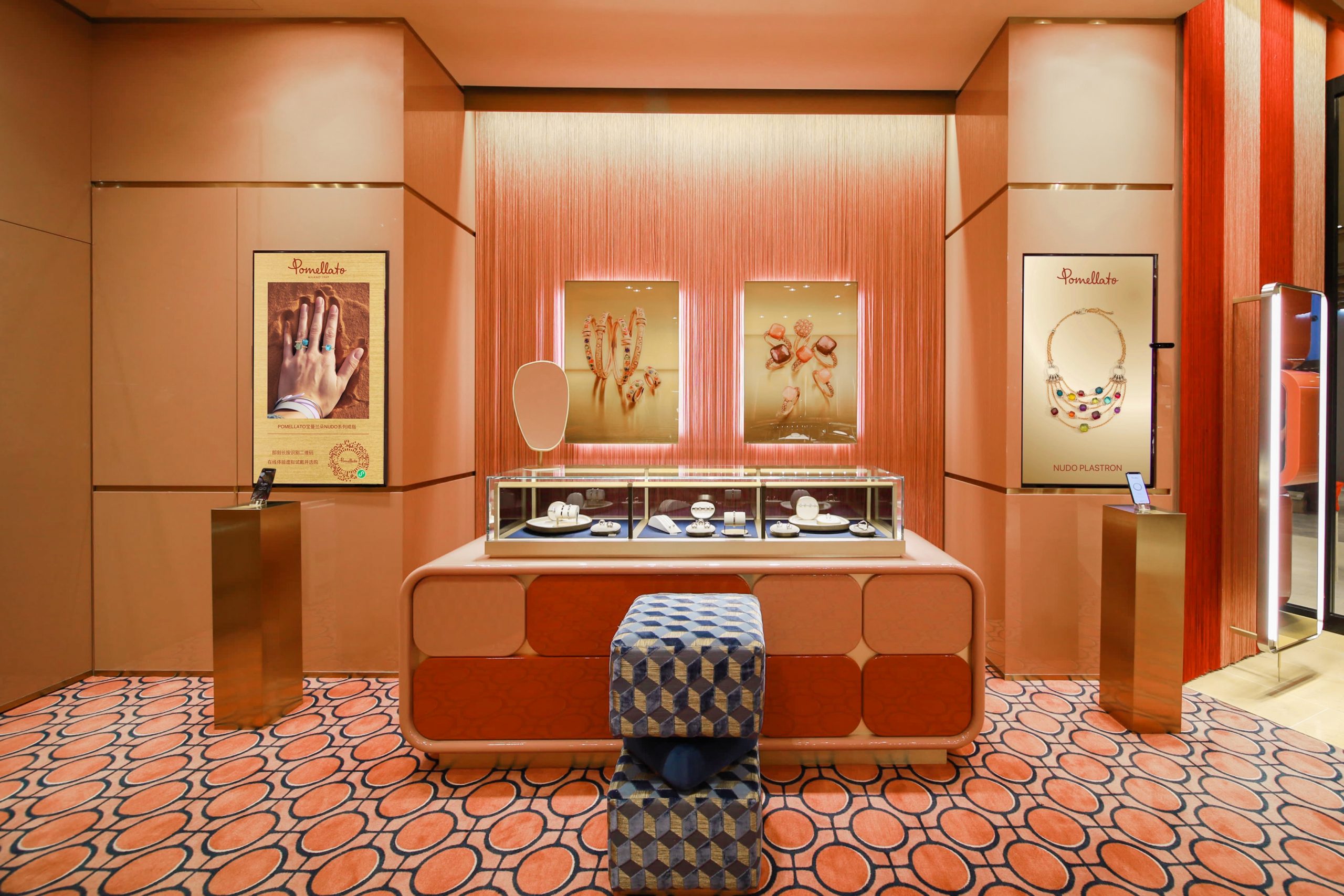 pomellato宝曼兰朵手镯,宝曼兰朵珠宝系列介绍