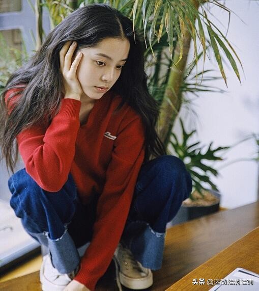 閲庨┈娉泤鏈嶈瑙嗛,閲庨┈娉泤绌挎箍閫忕殑鐧借壊鑳屽績