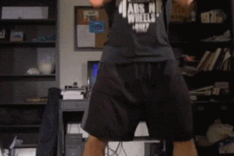 1对哑铃练全身只练力量,1对哑铃6个动作每天1次适合上班族