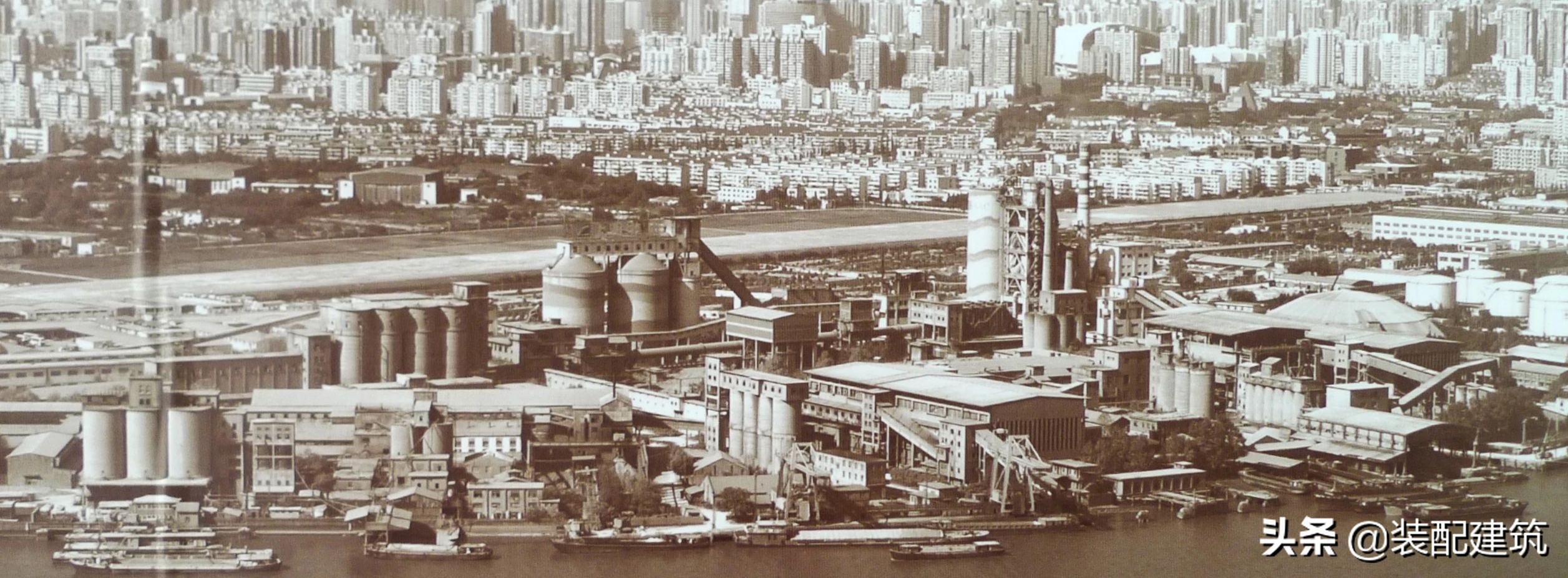 上海黄浦江边的标志性建筑,徐汇滨江西岸传媒港广告设计