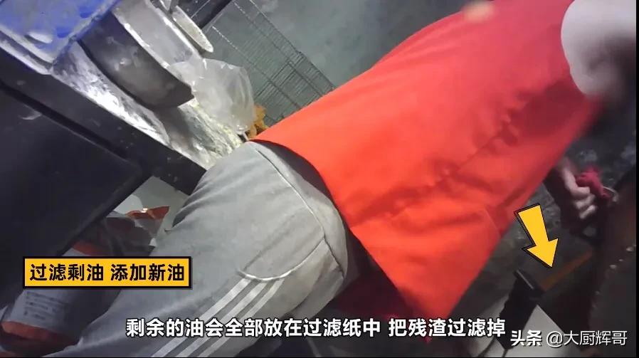 这样的炸鸡和汉堡你敢吃吗？起底华莱士，上万家店在裸奔，我泪目