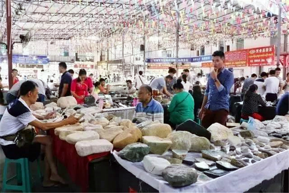 中缅边境玉石珠宝,中缅玉石交易在哪里