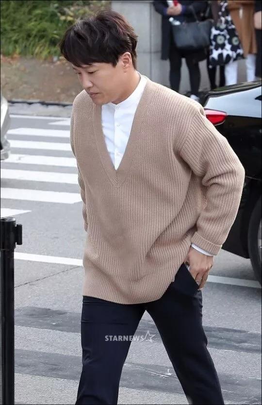 20个月童话婚姻就破裂？宋慧乔和宋仲基撒过的糖都成了玻璃渣