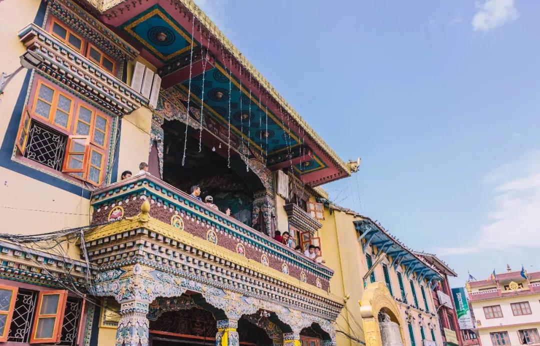 *局骗**和微笑,3000元带你体验双面尼泊尔