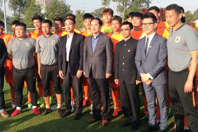 阿圭罗联手梅西,阿根廷妖星闪耀梅西阿圭罗