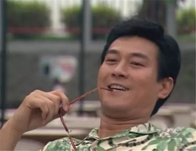 25年前的港剧道出当下现状,港剧丁蟹效应