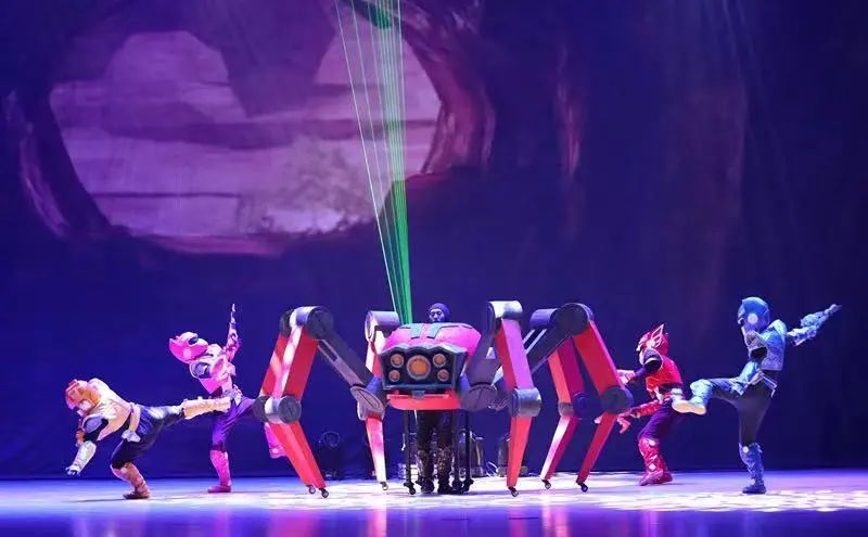 深圳欢乐谷潮玩节攻略,夏日玩水圣地深圳