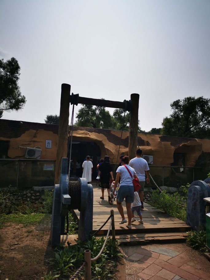 从哈尔滨松北大道右转太阳大道，豁然开朗