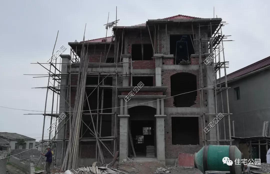 湖北卢先生农村建房,卢先生建房子视频