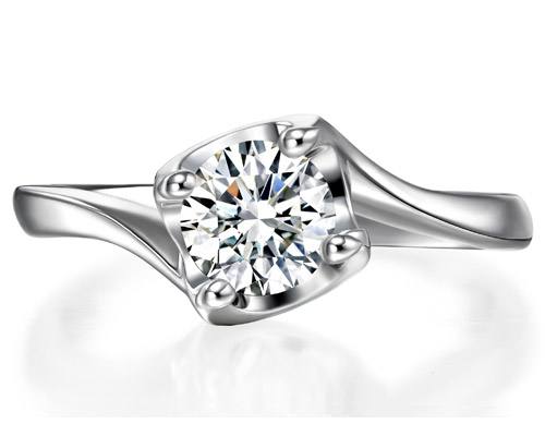 品牌钻戒和定制钻戒哪个好,买大品牌钻戒和普通品牌钻戒