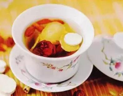 含铁的食物适合经期,维生素c和含铁的食物