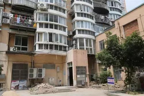 珠海高质量旧楼加装电梯图片,珠海旧楼加装电梯低楼层有补贴吗