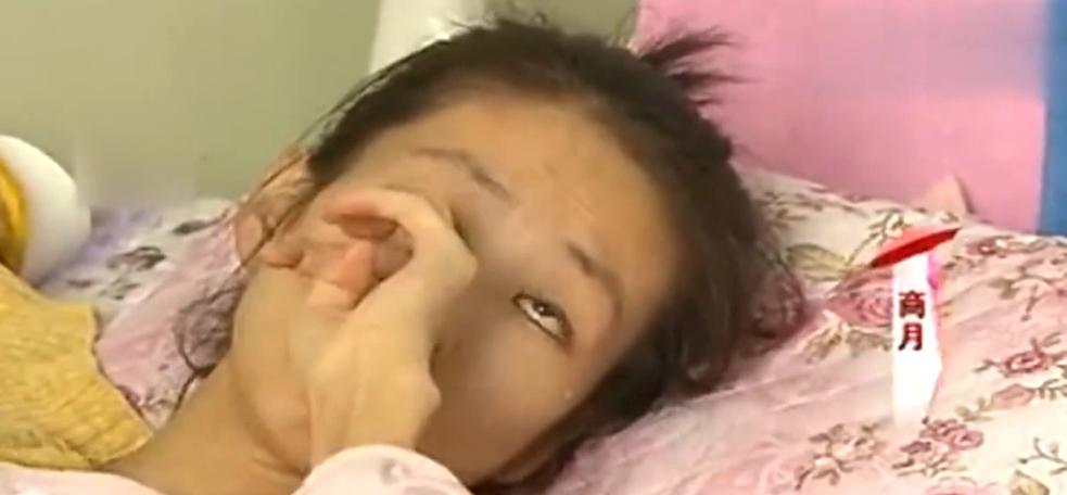 妻子绝症奄奄一息,妻子重病在床丈夫狠心抛下他离开