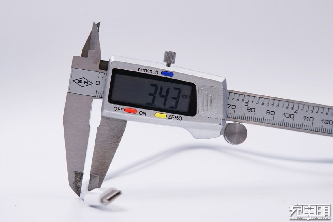 小米移动电源330000mh快充版拆解,小米c口数据线拆解