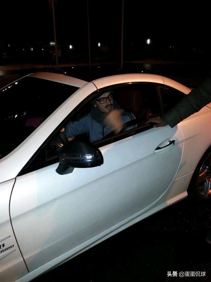 罗伊斯莱万格策胡梅尔斯,胡梅尔斯和格策回多特