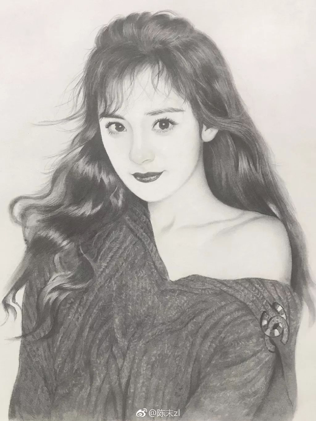 大学没毕业，95后妹纸用一支铅笔就撩到了范冰冰！这...