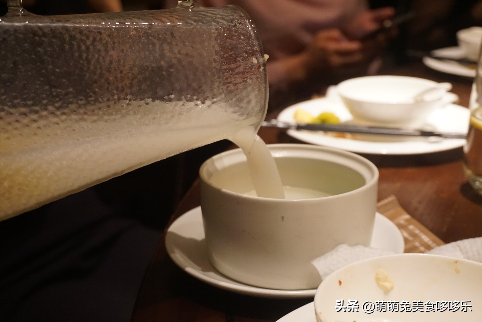 上饍·御上茗|清风不请,自然徐来,谷雨茶时,春意葱茏