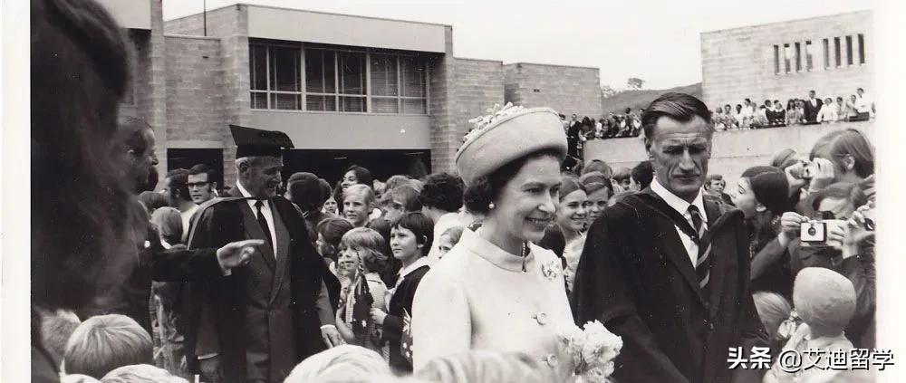 据说，伍伦贡大学是70年间澳洲教育界的最佳“潜力股”？