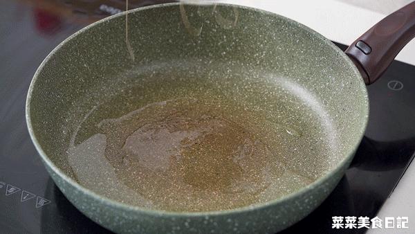 蛋炒饭这样做真好吃,10分钟蛋炒饭