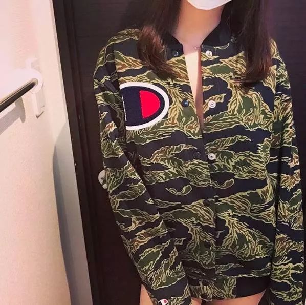 唐嫣赵丽颖同款衣服,赵丽颖唐嫣黑色礼服