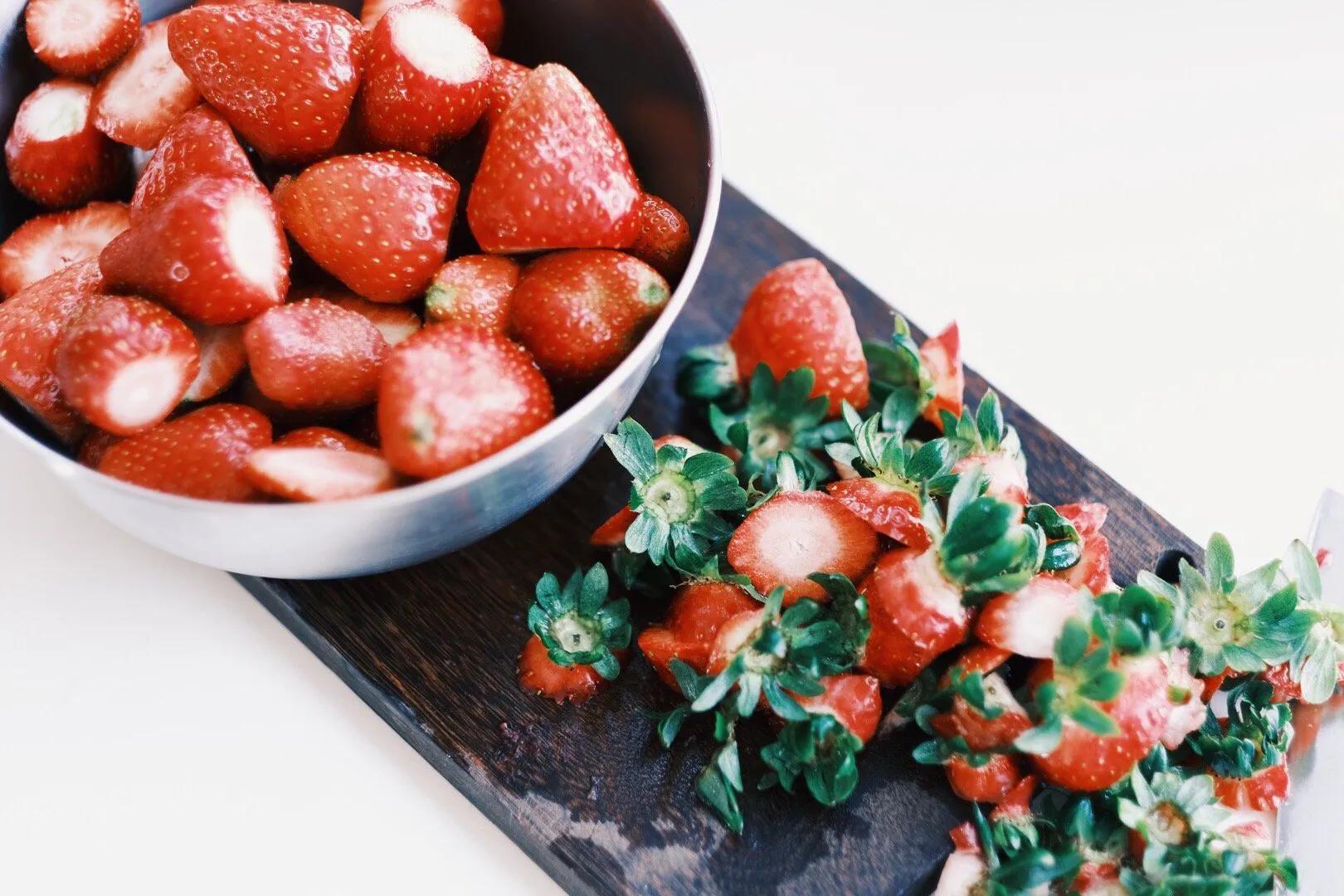 超简单的草莓酱做法,早餐必备的草莓酱轻轻松松get起来