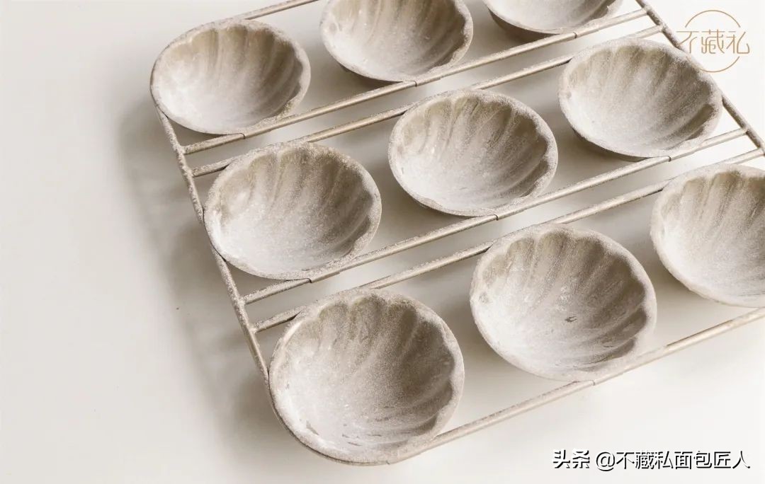 做蒸糕如何做到防粘脱模,滴胶脱模小技巧