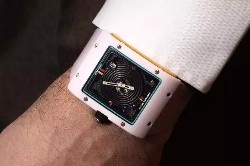 稀奇古怪手表,腕表盘点六款烂大街的手表