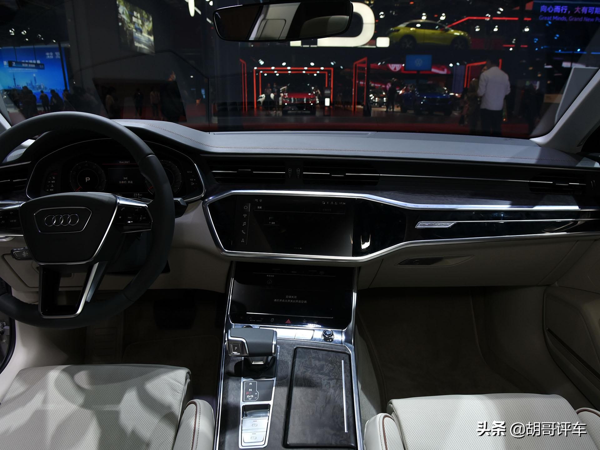 奥迪a6尽享尊贵奢华,豪华动感奥迪a6l40耗油量