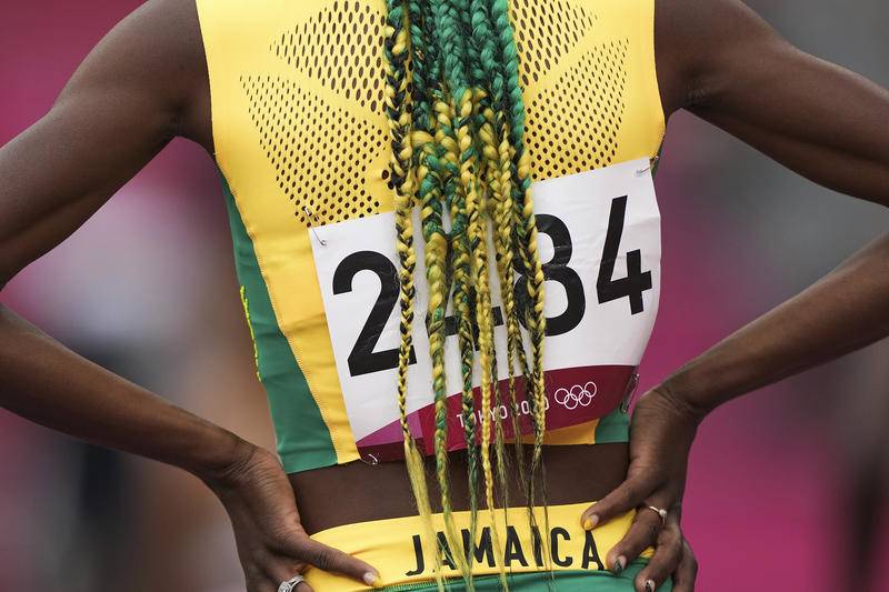 运动员勇敢面对挫折和困难,运动员张扬个性到底有没有错