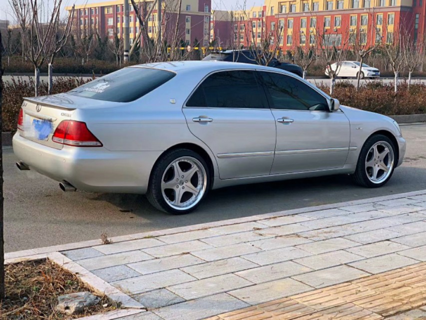 06丰田皇冠3.0,12款丰田老皇冠的经典和情怀