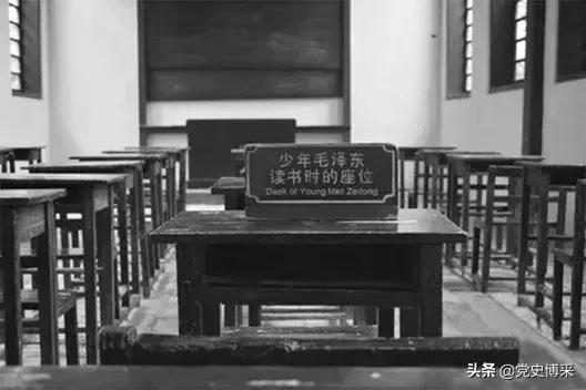 毛*东泽**三段非凡而关键的图书馆经历,何以成为他伟大人生的动力站?