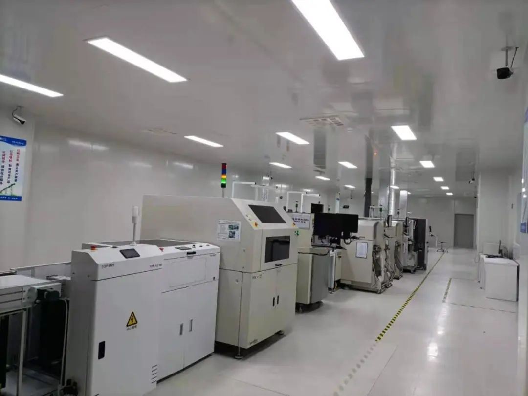 乐山市第一片服务器主板于宝德自强贴片厂试产成功