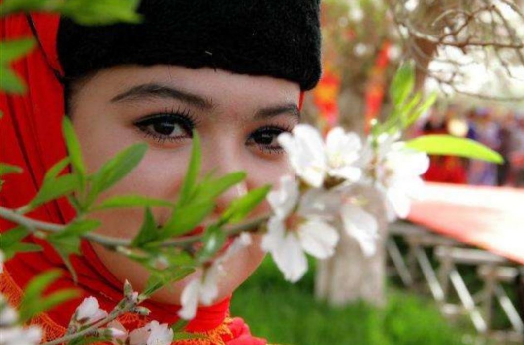 中国巴旦木之乡新疆莎车,神秘的昆仑山维吾尔