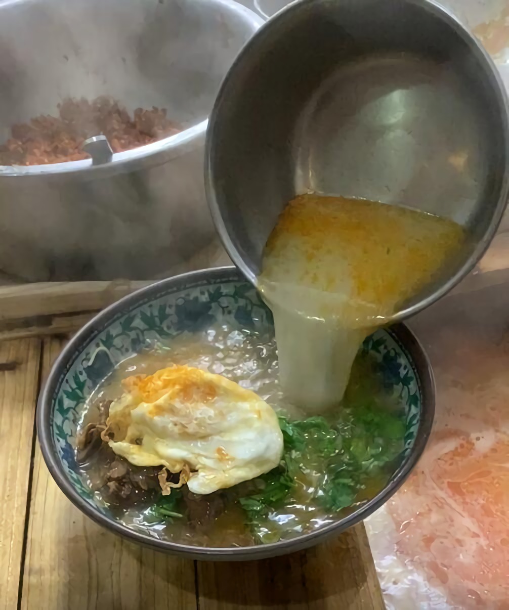 开家牛肉汤小店月入5万,20元牛肉汤店一般有多少利润