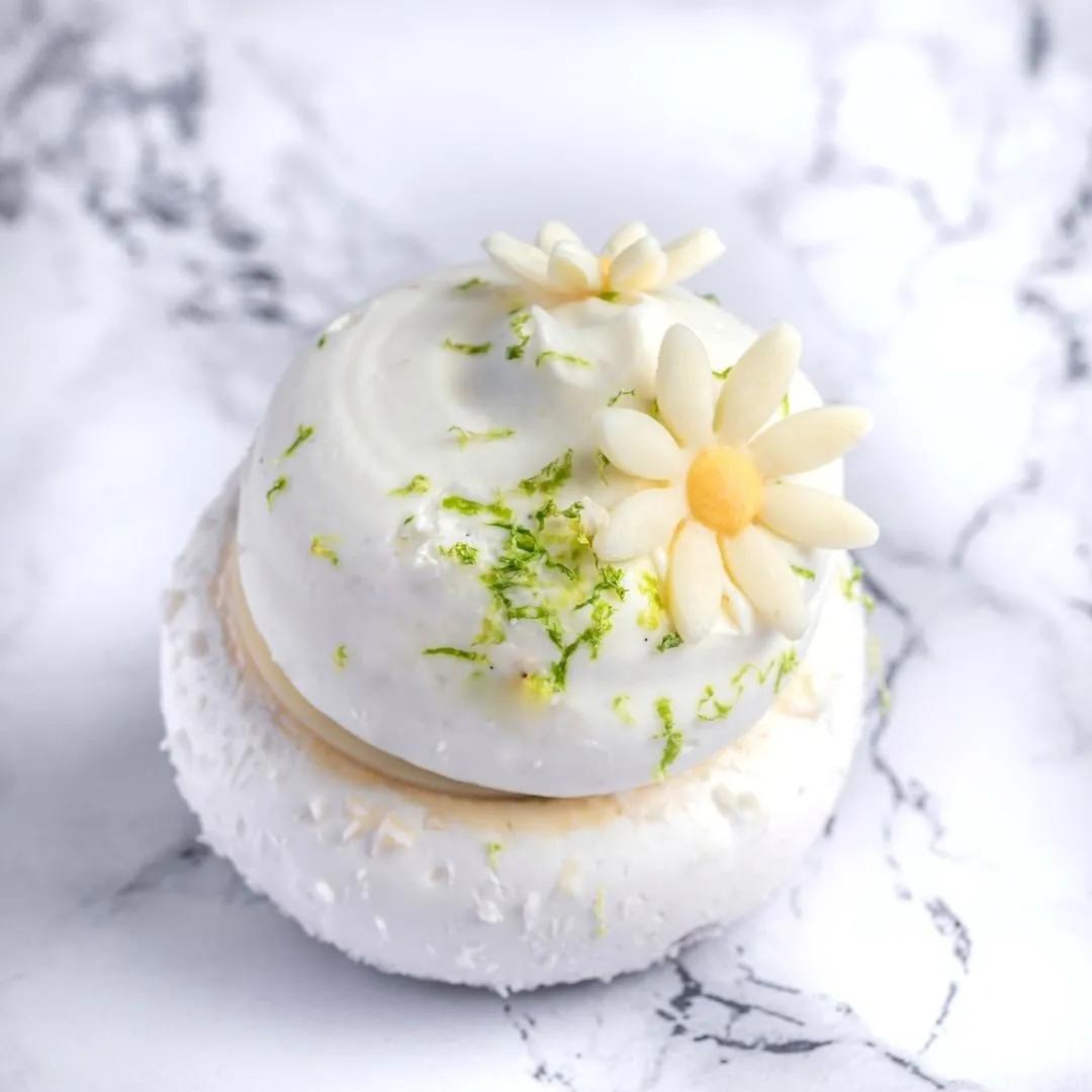 简单款式的母亲节蛋糕图片,六种不同口味母亲节蛋糕