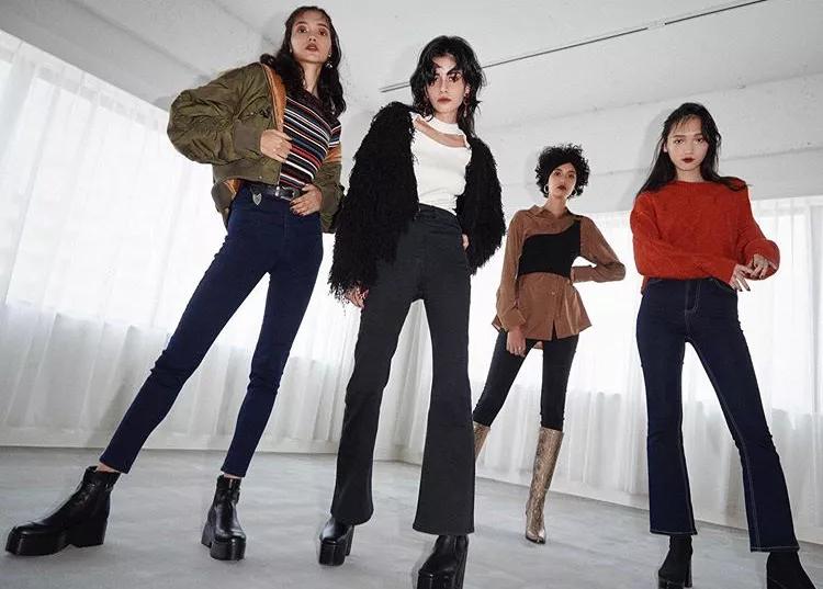 纽约秀场michaelkors,纽约时装周走秀视频女子