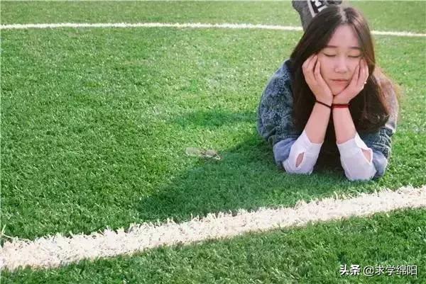 高校街拍西南科技大学城市学院,四川西南科技大学城市学院