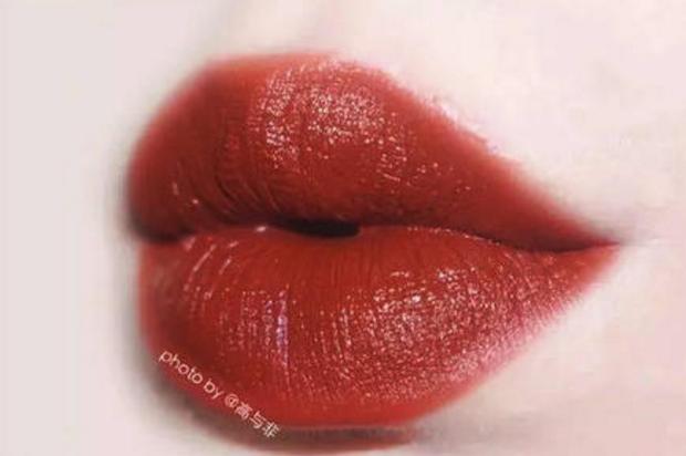 这些常年断货的口红你拥有了几支,买了好多口红