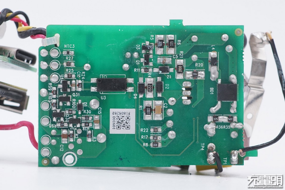 拆解华为5000mah充电宝,拆解60000ma充电宝