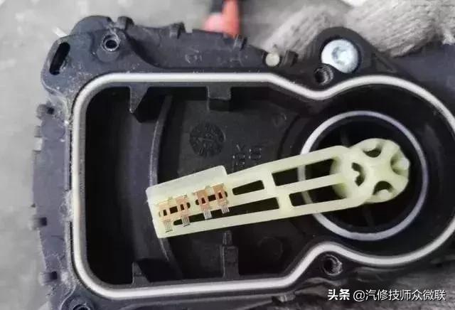 大众捷达故障灯亮油表不显示,大众捷达epc灯点亮发动机抖动